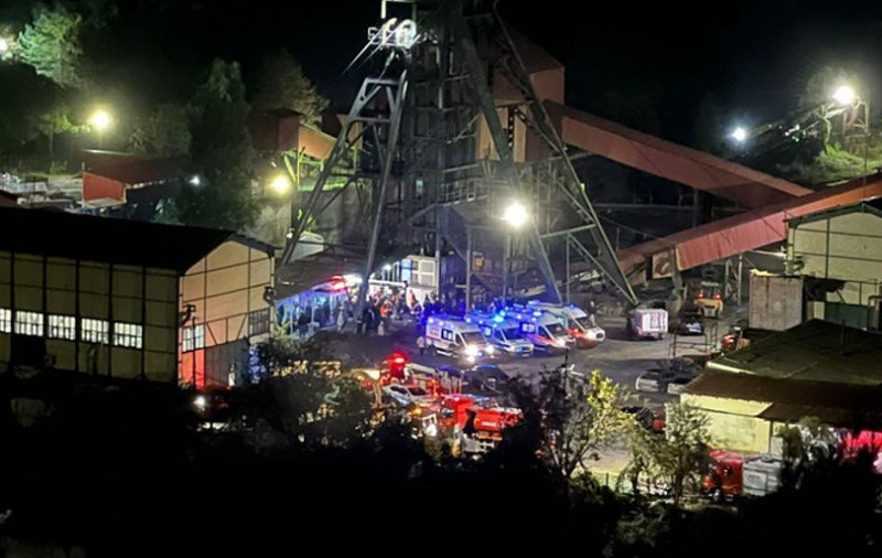 Photo of foto video | Explozie într-o mină din Turcia: Cel puţin 28 de morți. Salvatorii caută cu disperare supraviețuitori